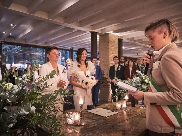 Il matrimonio di Chiara e Elena a Travagliato, Brescia 36
