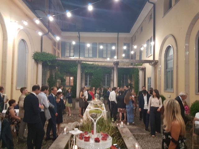 Il matrimonio di Matteo e Fanny a Venegono Superiore, Varese 12