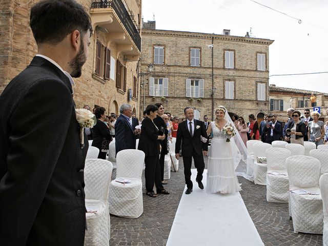 Il matrimonio di Martina e Daniele a Carassai, Ascoli Piceno 29