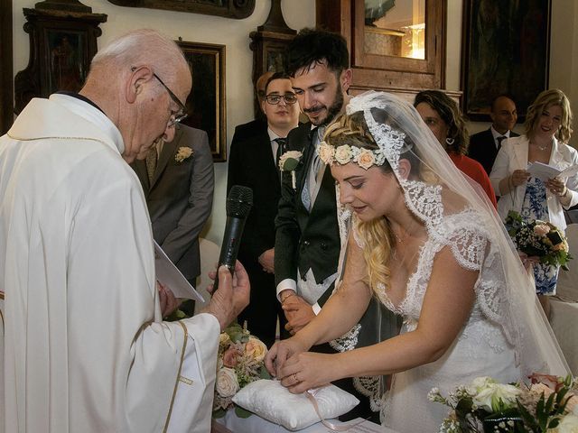 Il matrimonio di Martina e Daniele a Carassai, Ascoli Piceno 34