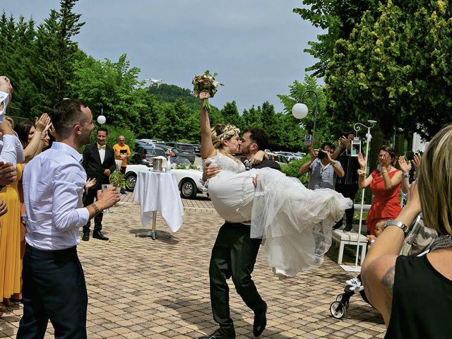 Il matrimonio di Martina e Daniele a Carassai, Ascoli Piceno 73