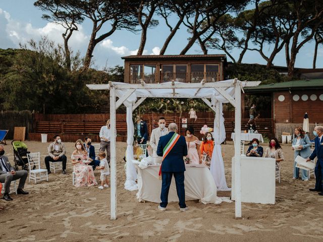 Il matrimonio di Gianluca e Valentina a Follonica, Grosseto 26