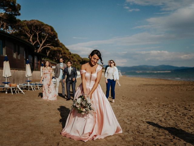 Il matrimonio di Gianluca e Valentina a Follonica, Grosseto 34