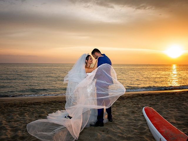 Il matrimonio di Erik e Valentina a Viareggio, Lucca 25