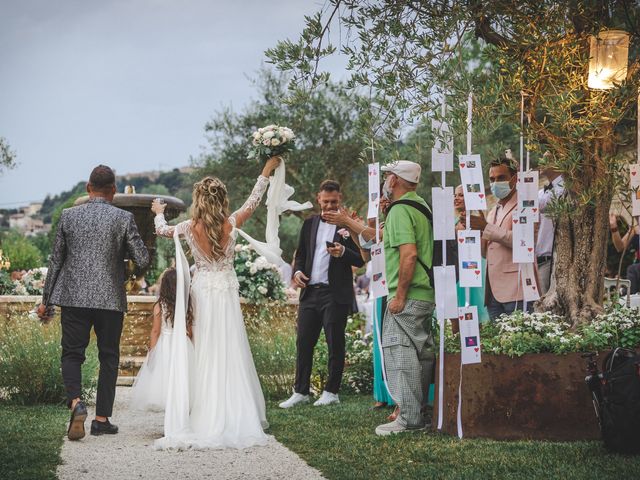 Il matrimonio di Mirko e Laura a Corridonia, Macerata 56