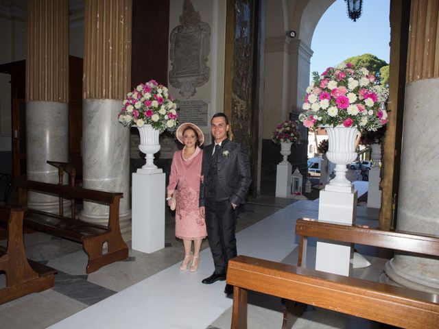 Il matrimonio di Mario e Anna a Sant&apos;Antonio Abate, Napoli 27