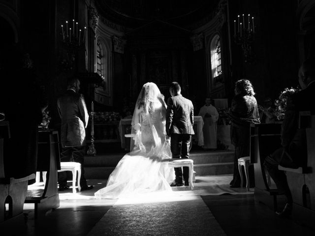 Il matrimonio di Mario e Anna a Sant&apos;Antonio Abate, Napoli 33