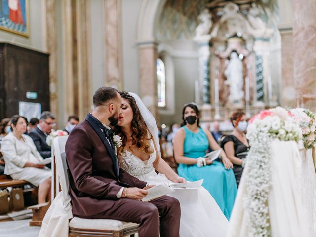 Il matrimonio di Marco e Ilenia a Parabiago, Milano 34