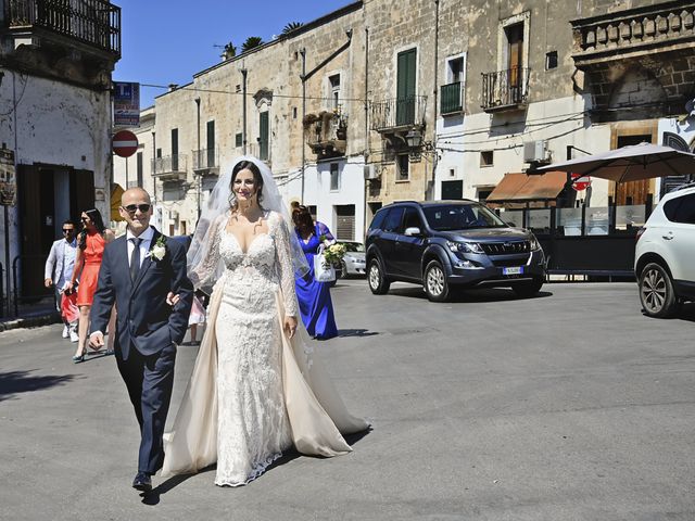 Il matrimonio di Fabio e Barbara a Oria, Brindisi 32