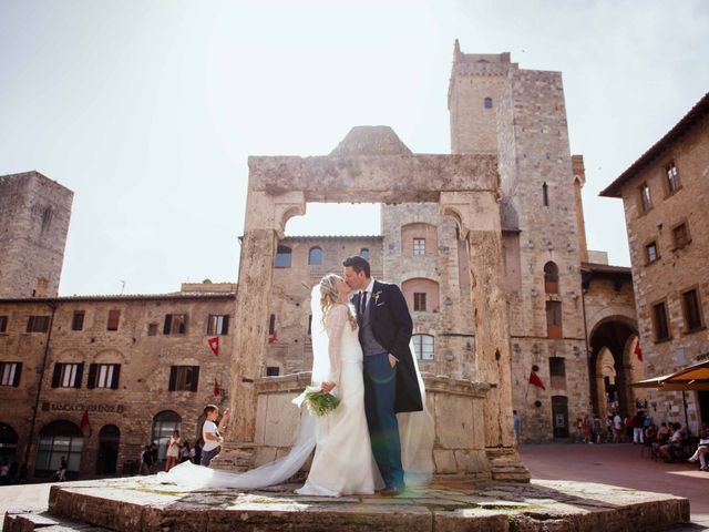 Il matrimonio di Nidal e Sara a San Gimignano, Siena 33