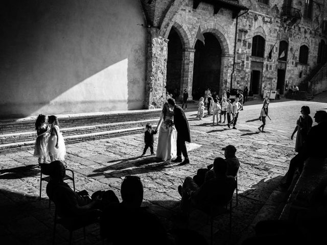 Il matrimonio di Nidal e Sara a San Gimignano, Siena 38