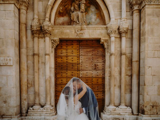 Il matrimonio di Luca e Sara a Sulmona, L&apos;Aquila 13