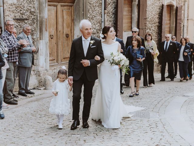 Il matrimonio di Antonio e Sara a Scanno, L&apos;Aquila 22