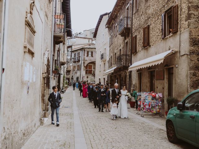 Il matrimonio di Antonio e Sara a Scanno, L&apos;Aquila 93