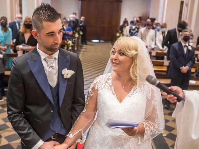 Il matrimonio di Claudio e Serena a Vergiate, Varese 19