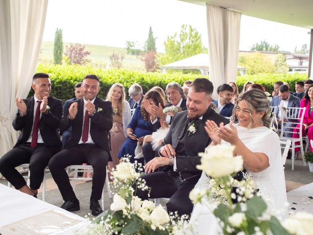 Il matrimonio di Alessio e Fabiana a Vignale Monferrato, Alessandria 23