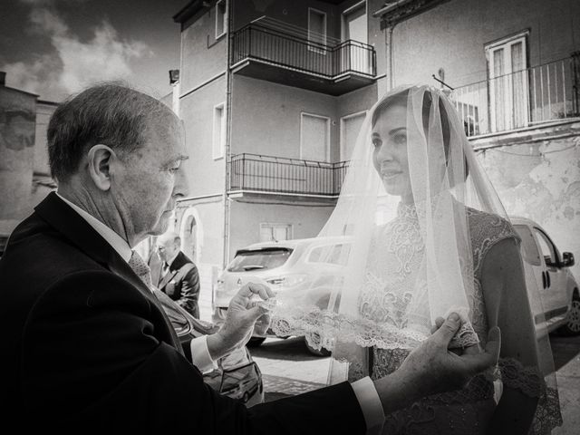 Il matrimonio di Antonio e Arianna a San Nicandro Garganico, Foggia 15