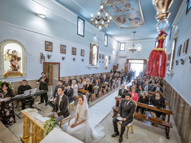 Il matrimonio di Antonio e Arianna a San Nicandro Garganico, Foggia 16