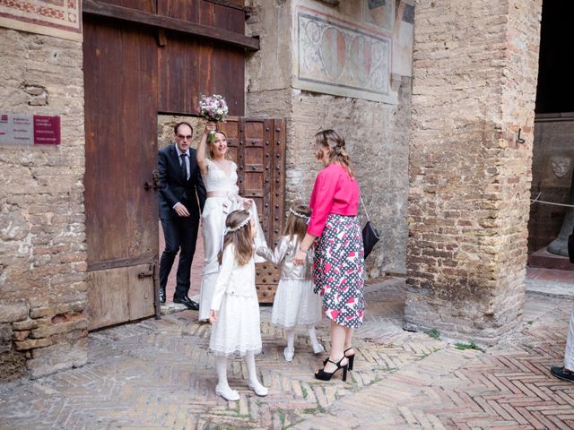 Il matrimonio di Erika e Danilo a San Gimignano, Siena 22