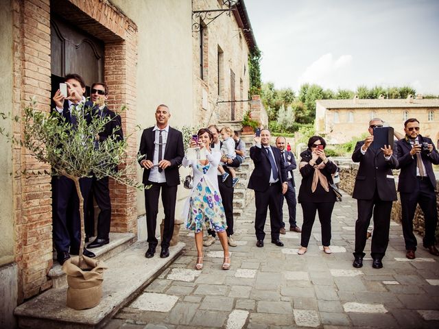 Il matrimonio di Mattia e Raffaella a San Quirico d&apos;Orcia, Siena 46