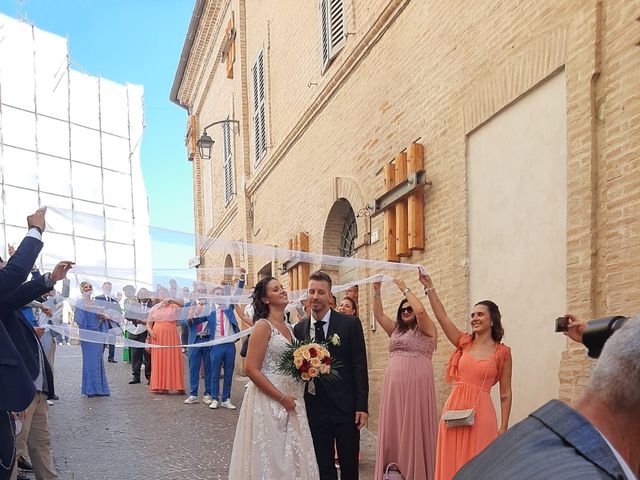 Il matrimonio di Francesco  e Sara a Petriolo, Macerata 5