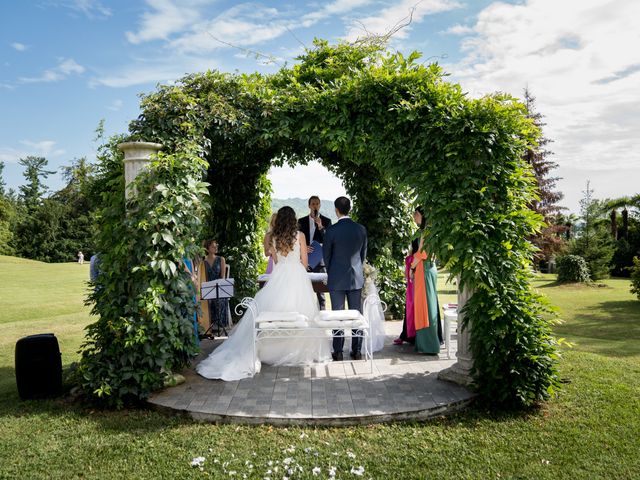 Il matrimonio di Andres e Laura a Varano Borghi, Varese 54