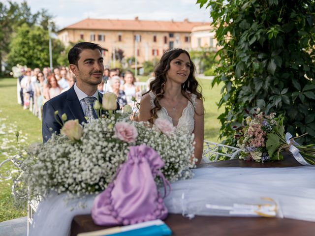 Il matrimonio di Andres e Laura a Varano Borghi, Varese 58