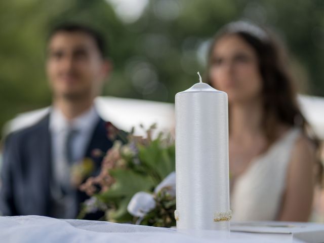 Il matrimonio di Andres e Laura a Varano Borghi, Varese 61