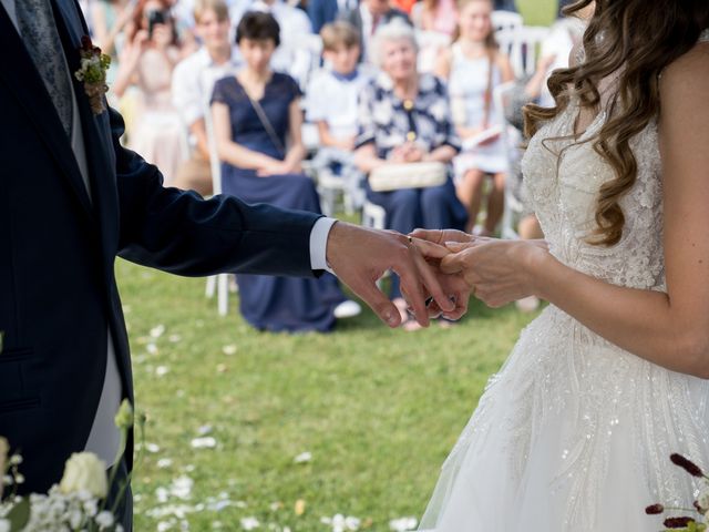 Il matrimonio di Andres e Laura a Varano Borghi, Varese 71