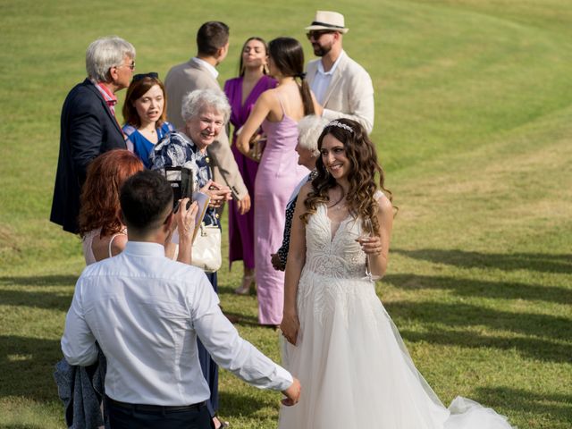 Il matrimonio di Andres e Laura a Varano Borghi, Varese 89