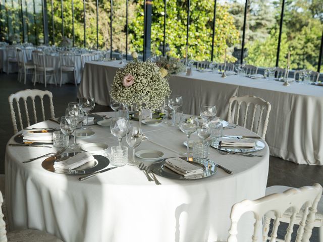 Il matrimonio di Andres e Laura a Varano Borghi, Varese 94