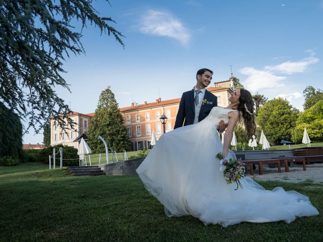 Il matrimonio di Andres e Laura a Varano Borghi, Varese 105