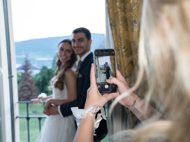 Il matrimonio di Andres e Laura a Varano Borghi, Varese 121