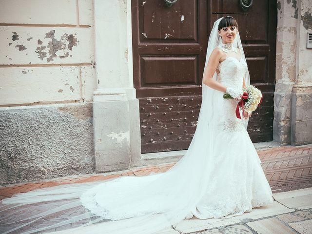Il matrimonio di Fausto e Chiara a Città Sant&apos;Angelo, Pescara 221