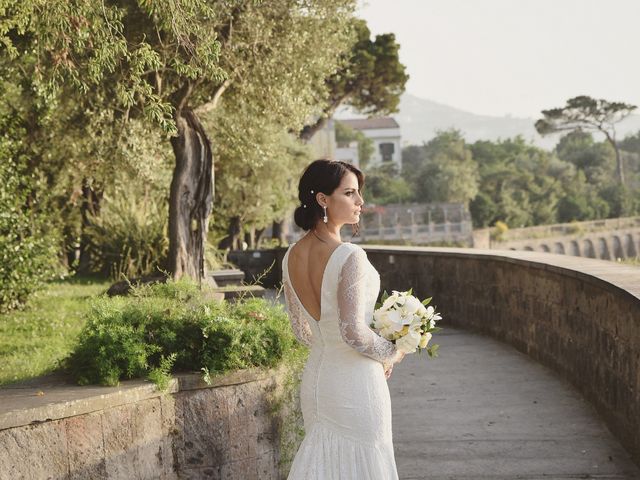 Il matrimonio di Vincenzo e Emanuela a Sorrento, Napoli 3