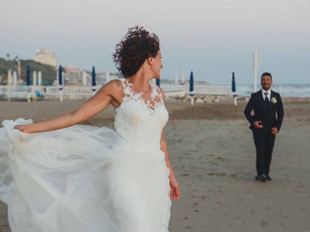 Il matrimonio di Vincenzo e Laura a Anzio, Roma 50