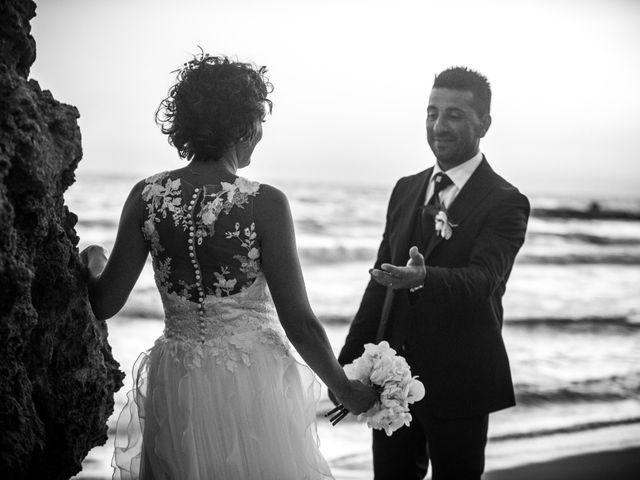 Il matrimonio di Vincenzo e Laura a Anzio, Roma 60