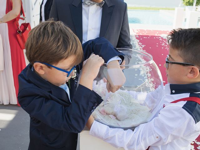 Il matrimonio di Gaetano e Roberta a Torre del Greco, Napoli 34