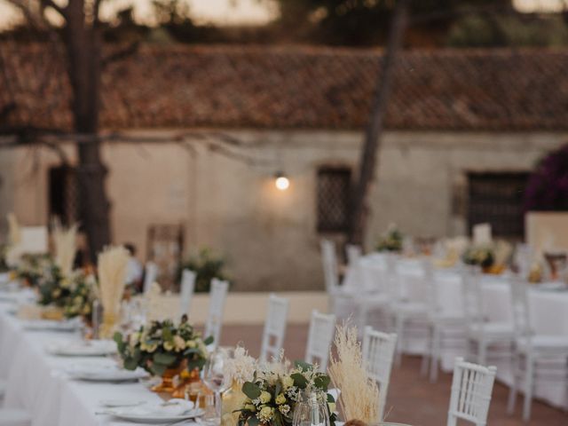 Il matrimonio di Francesco e Alessandra a Cirò, Crotone 24