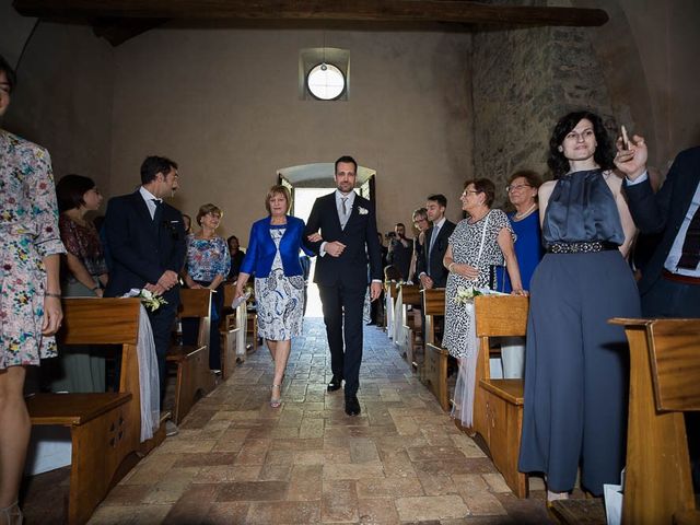 Il matrimonio di Marco e Silvia a Lasnigo, Como 23