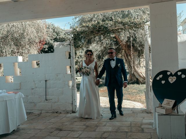 Il matrimonio di Nicola e Enza a Cisternino, Brindisi 19