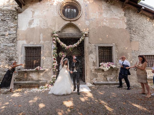 Il matrimonio di Martino e Alessandra a Gemonio, Varese 28