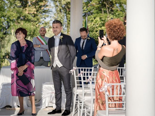 Il matrimonio di Serafino e Erica a Torre di Mosto, Venezia 27