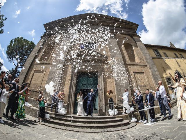 Il matrimonio di Alessandro e Sharon a Capranica, Viterbo 24