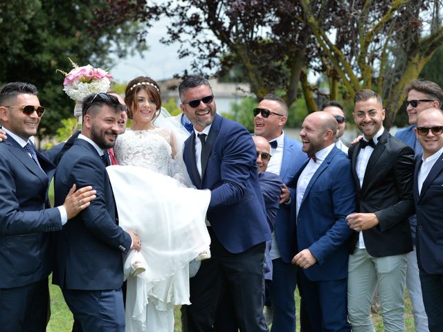 Il matrimonio di Raffaele e Valentina a Torre Santa Susanna, Brindisi 16