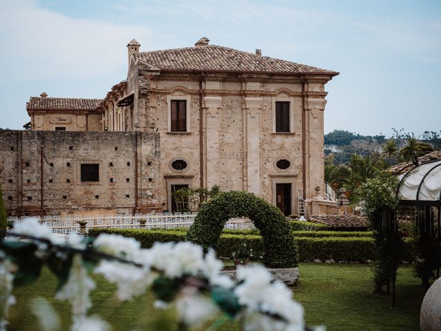 Il matrimonio di Max e Annalisa a Locri, Reggio Calabria 1