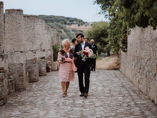Il matrimonio di Max e Annalisa a Locri, Reggio Calabria 19