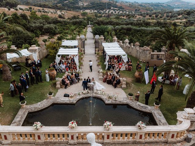 Il matrimonio di Max e Annalisa a Locri, Reggio Calabria 28