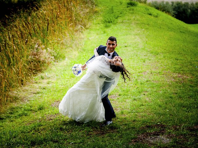 Il matrimonio di Elia e Michela a Treia, Macerata 13