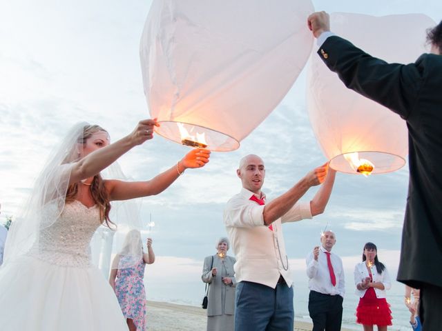 Il matrimonio di Aaron e Shelley a Pineto, Teramo 64